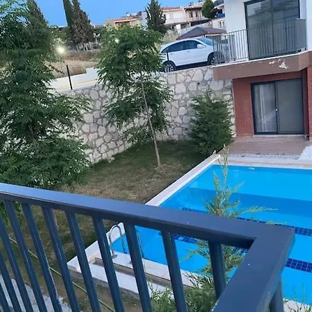 Lejlighed New Furnished, Cosy, Summer House With Pools Kusadası