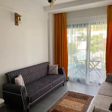 Lejlighed New Furnished, Cosy, Summer House With Pools Kusadası